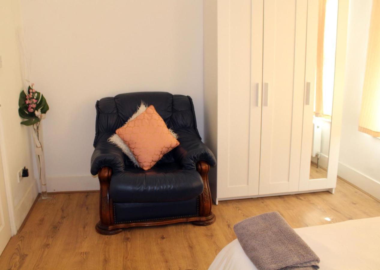 Cozy Rooms Or Apartment In London Townhouse Fast Links To Central Eksteriør bilde
